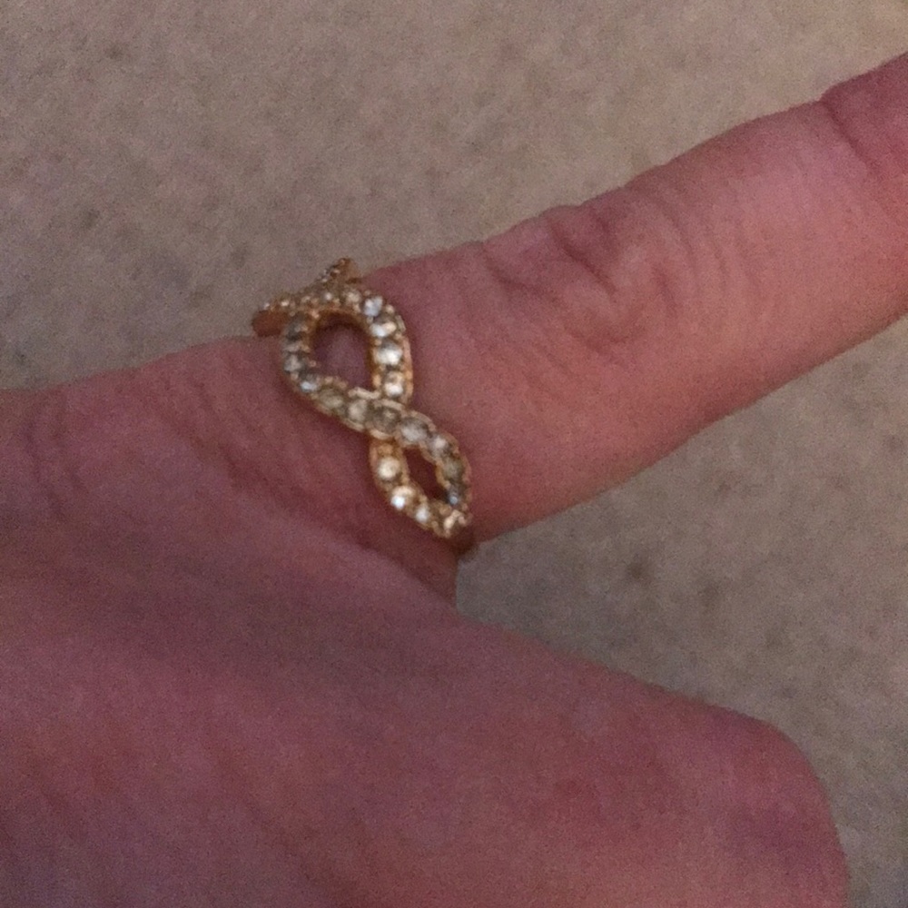 Ring - Picture 2 of 3
